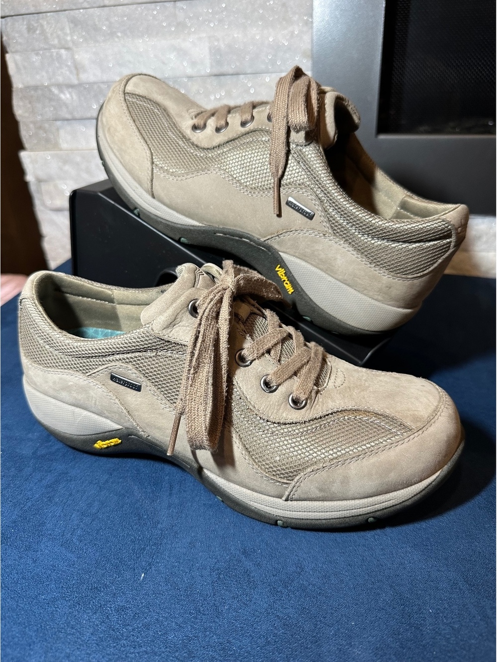 Women’s Dansko Waterproof Vibram Casual Walking Shoes in Beige